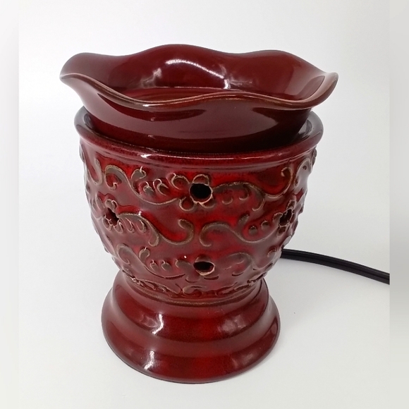 SCENTSY WAX WARMER - Picture 1 of 4